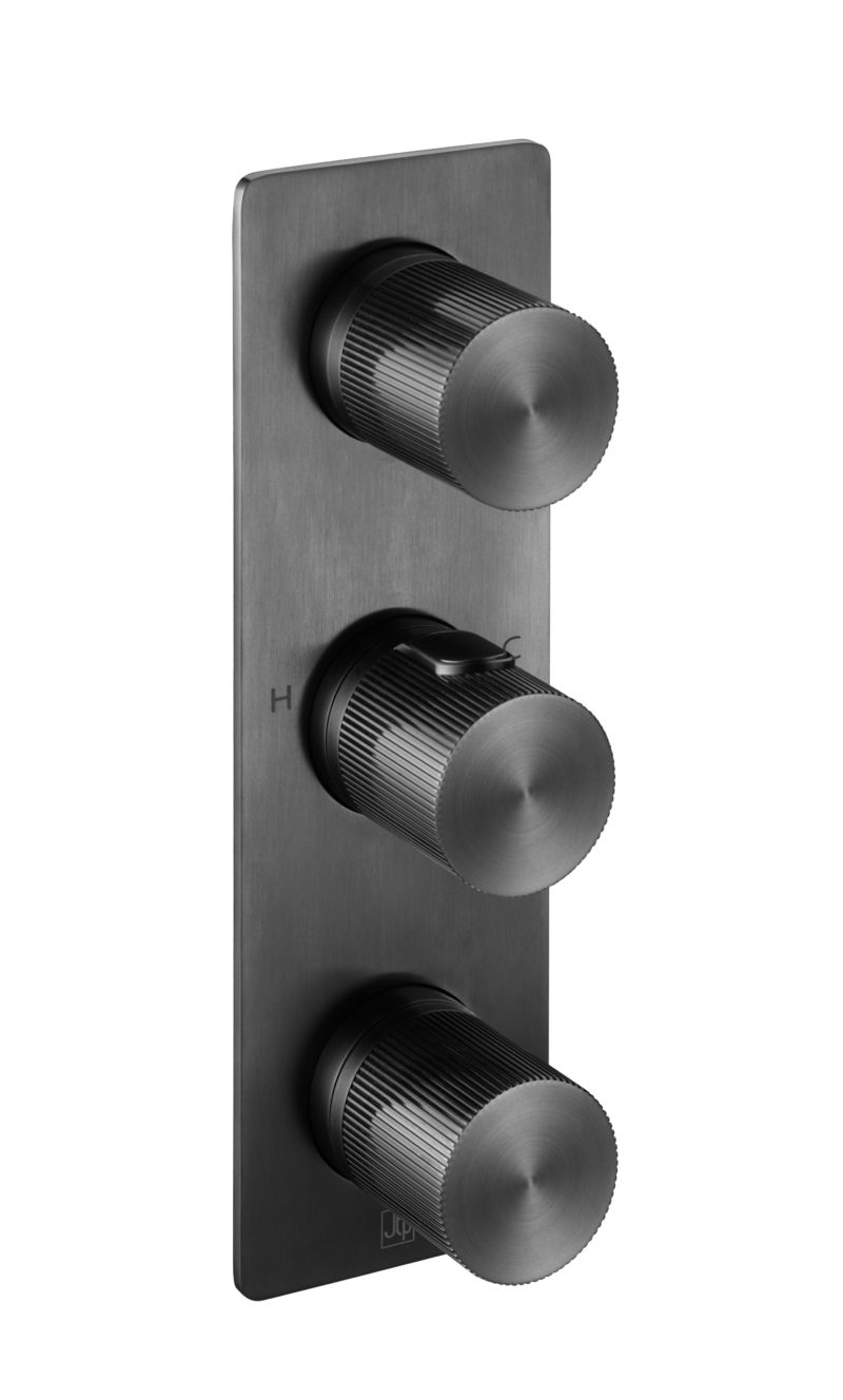 Thermostatic concealed 3 outlet shower valve