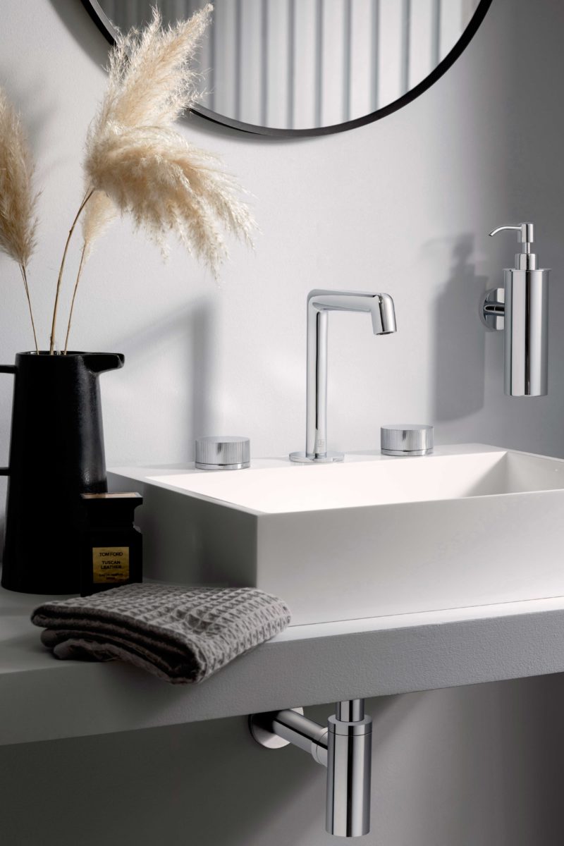 3 hole deck mounted basin mixer - Image 2